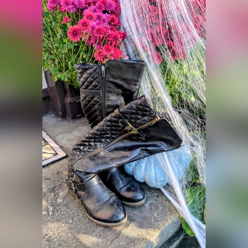 Steve Madden Black Quilted Heeled Boots 7.5